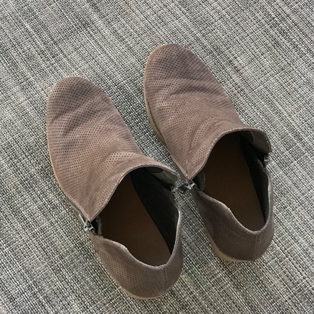 Universal Thread Womens Brown Ankle Booties - image 2